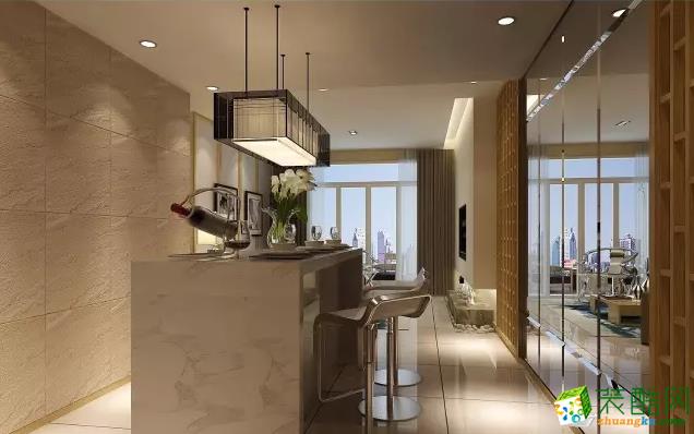 欧式风格的岛台设计实用又美观，既能让家中多一份吧台的情调，还能享受宽敞的厨房操作空间。